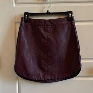 Mittoshop burgundy faux leather mini skirt Bikercore BohoMoto Sz Small